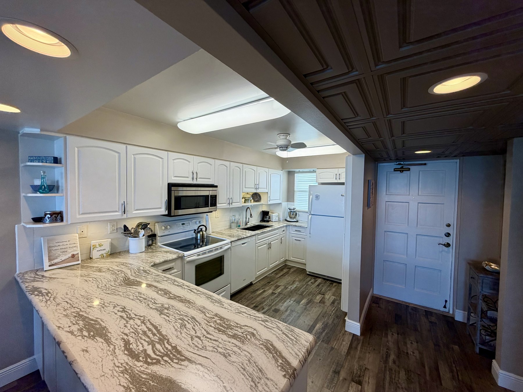 Kitchen in rental unit 1005
