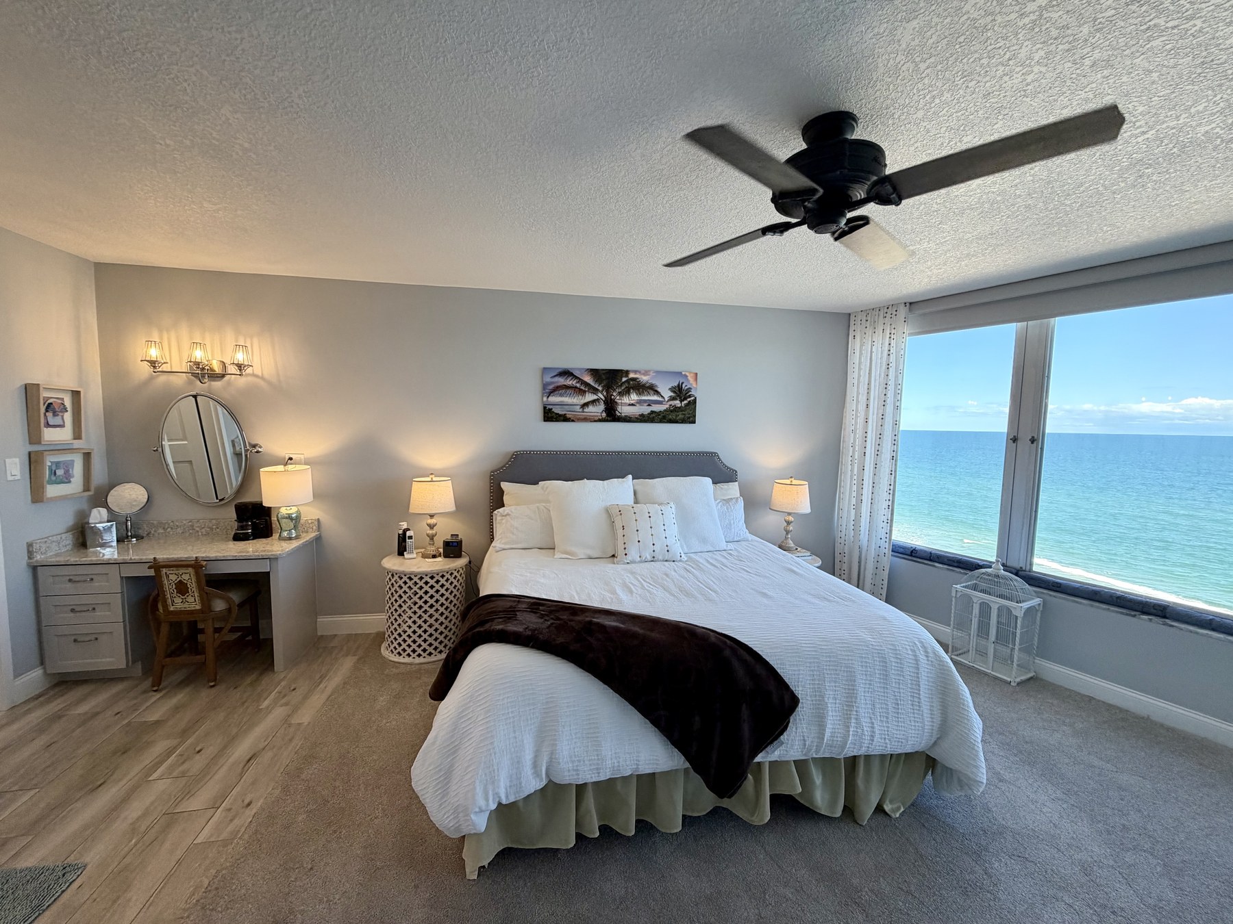 Additional view 11 of rental unit 1102
