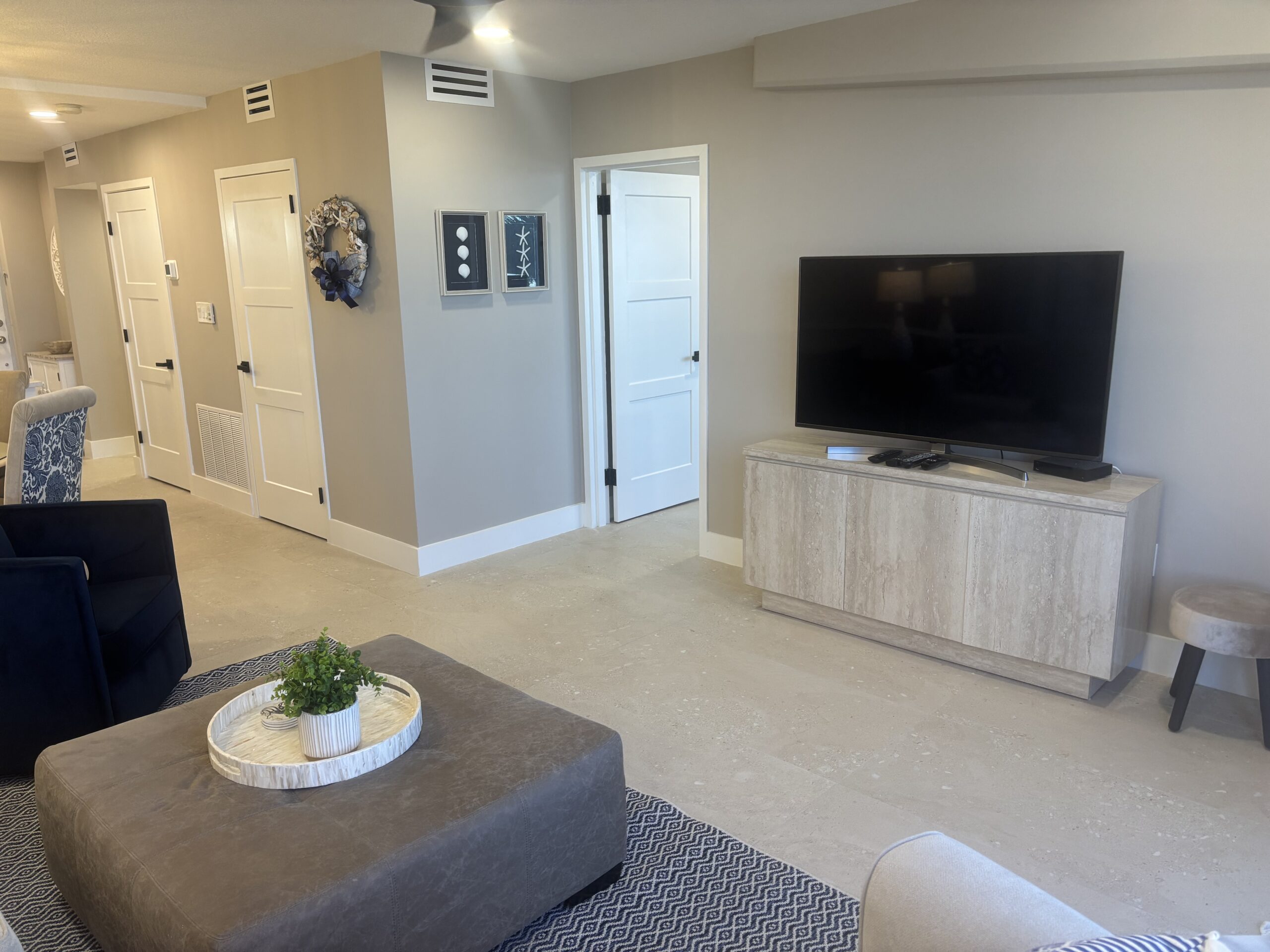 Additional view 7 of rental unit 205
