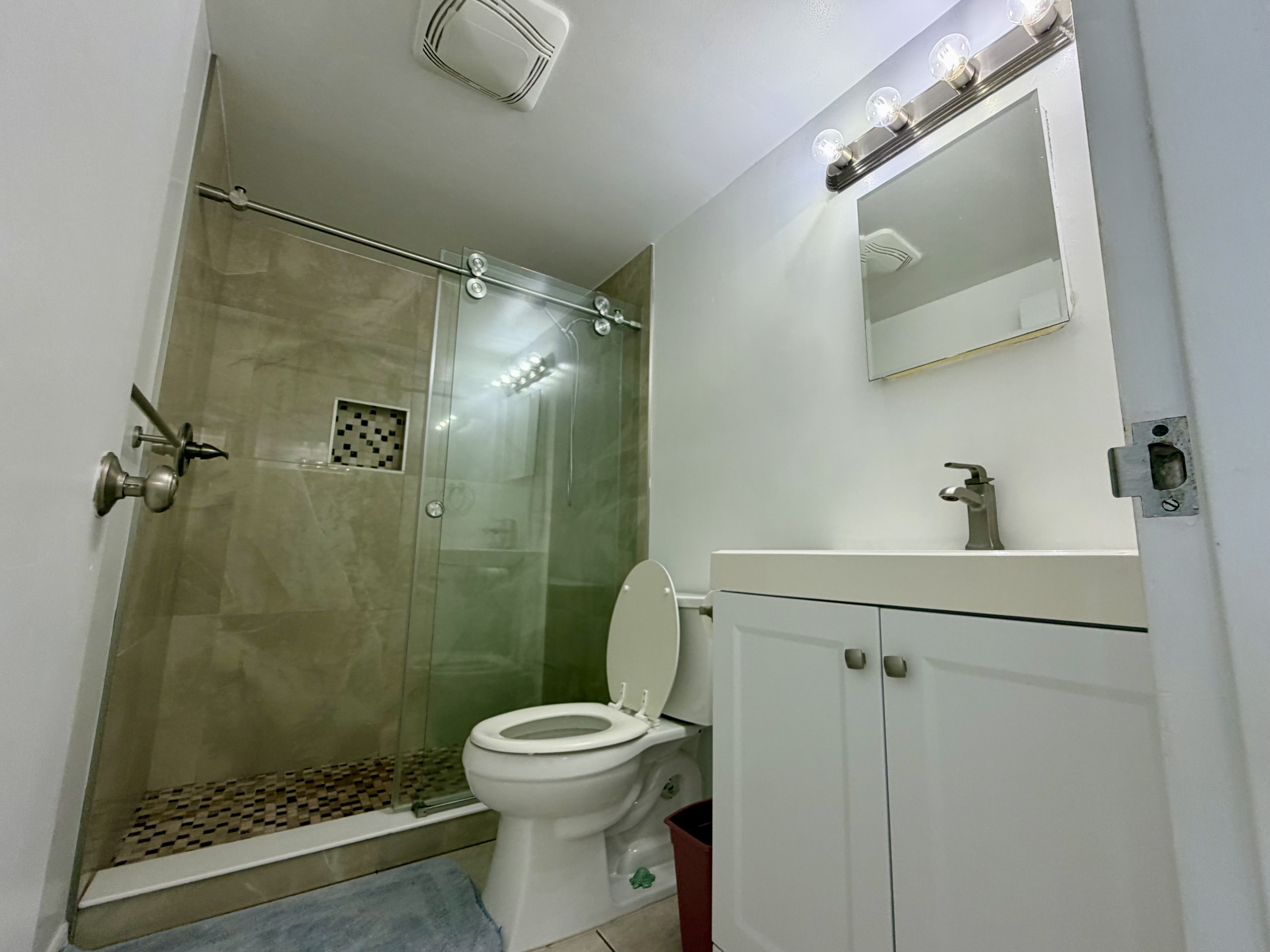 Additional view 9 of rental unit 505